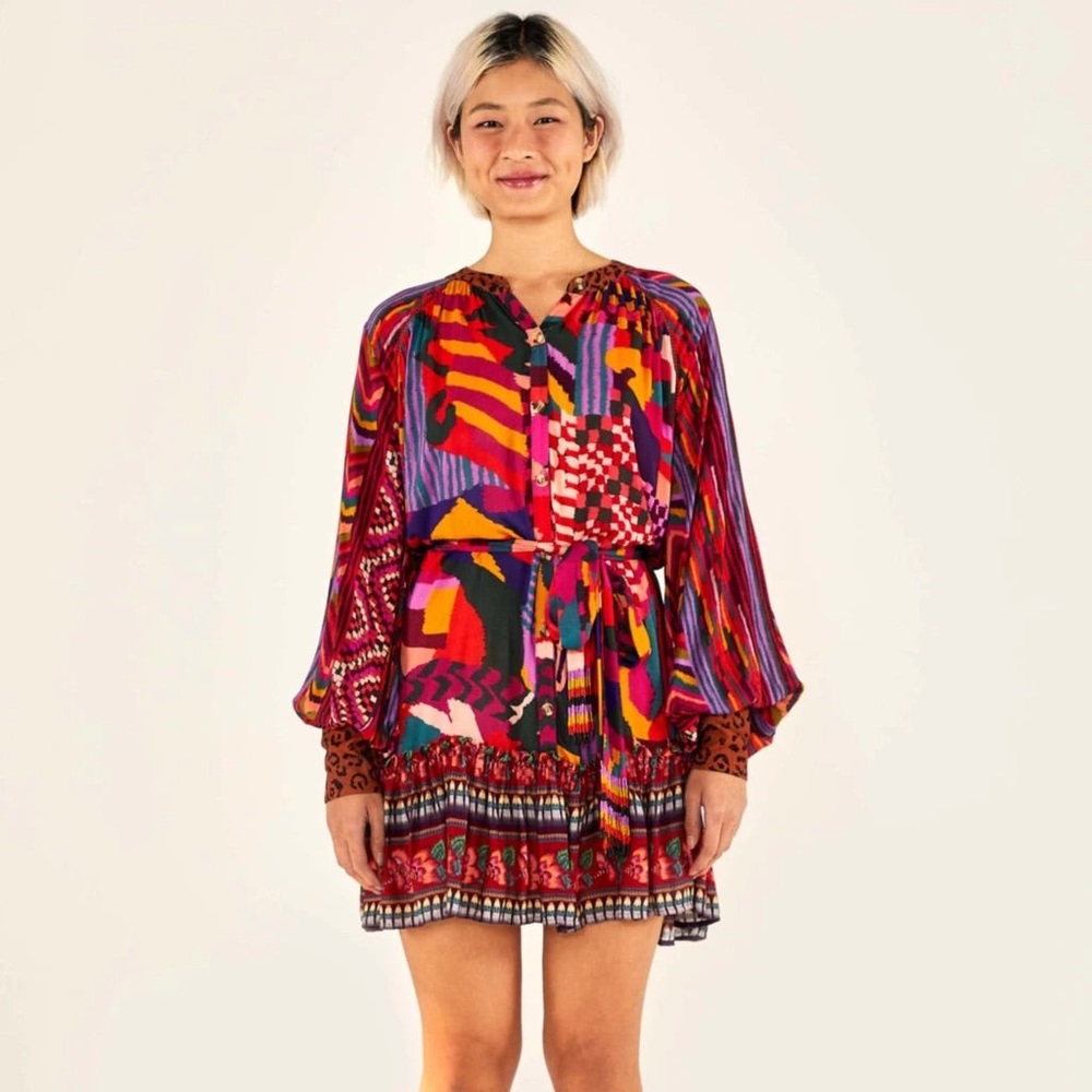 FARM RIO MIXED RED PATCHES MINI DRESS